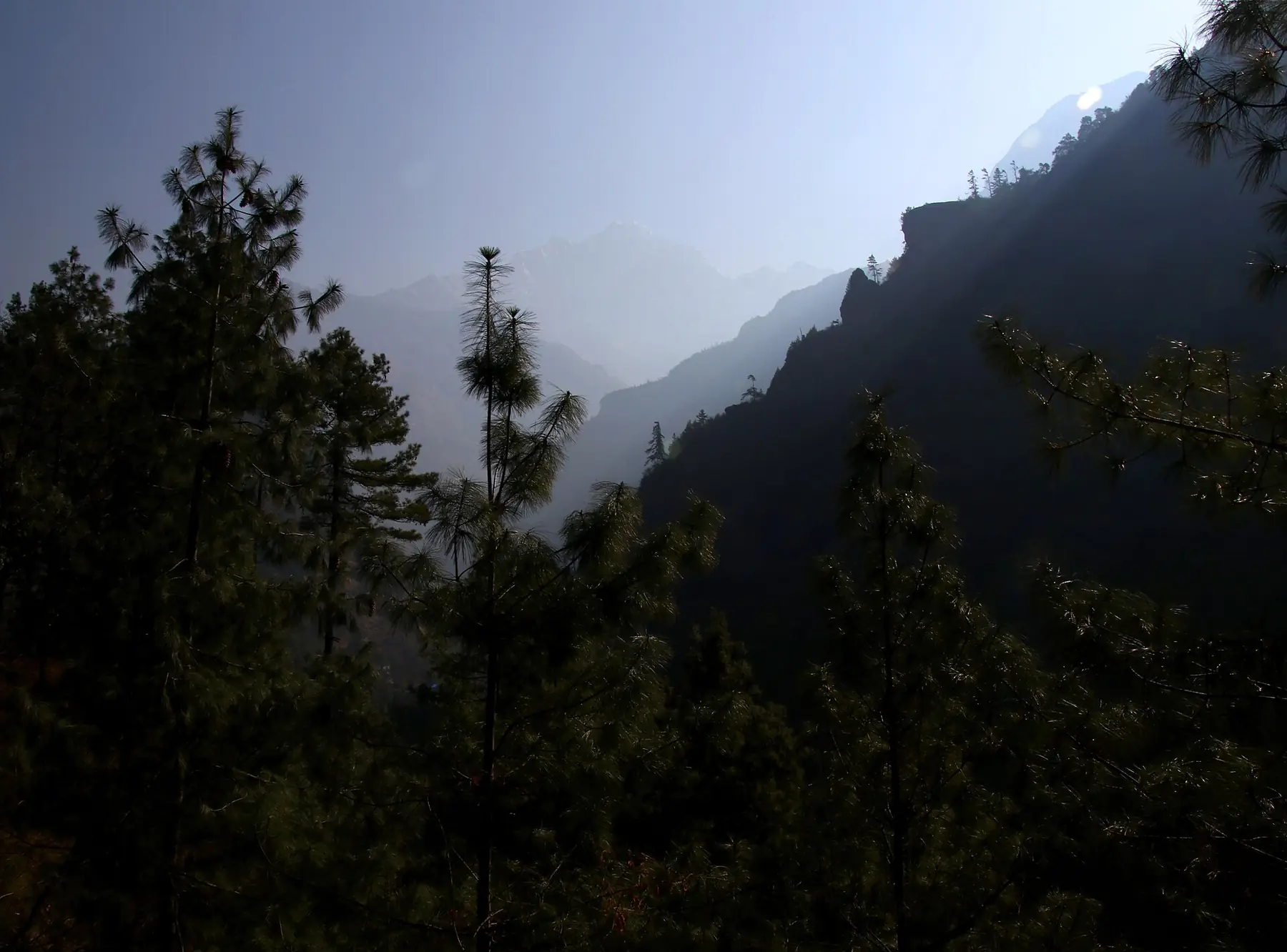 Scenery on the EBC via Gokyo & Cho La trek route