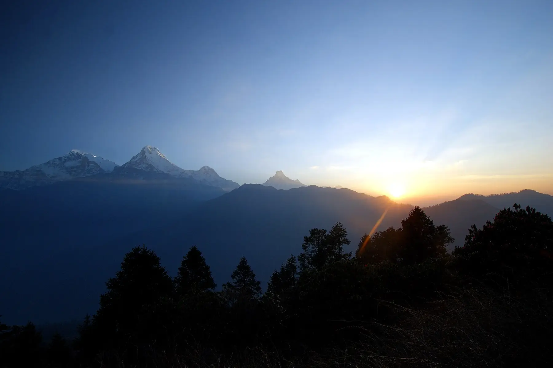 Poohill Sunrise — on the Khopra Ridge trek route